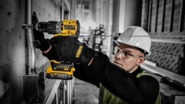 Bild 4: Der Powerstack-Akku ist mit allen 18V XR Akku-Elektrowerkzeugen und Ladegeräten des 18V XR-Systems von Dewalt kompatibel